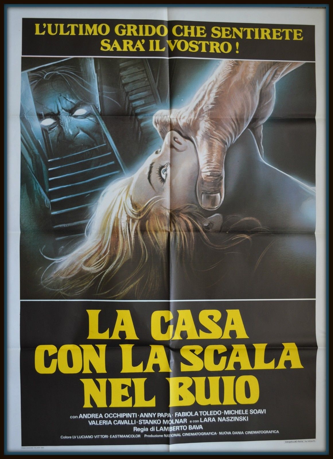 La Casa Con La Scala Nel Buio