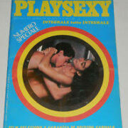 Playsexy n.3 con POSTER DI EDWIGE FENECH
