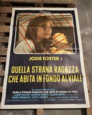 Quella Strana Ragazza Che Abita In Fondo Al Viale (Manifesto cinematografico originale 100×140)