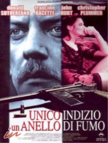 Unico indizio un anello di fumo